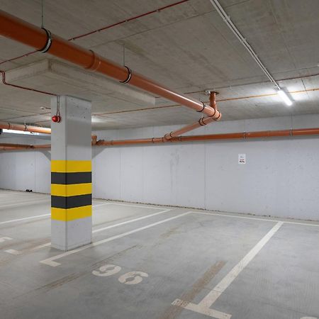 Wroclaw 1-Bedroom Apartment With Parking & Balcony By Noclegi Renters Esterno foto